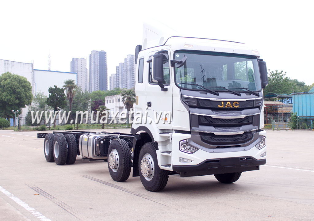 xe tải jac 4 chân