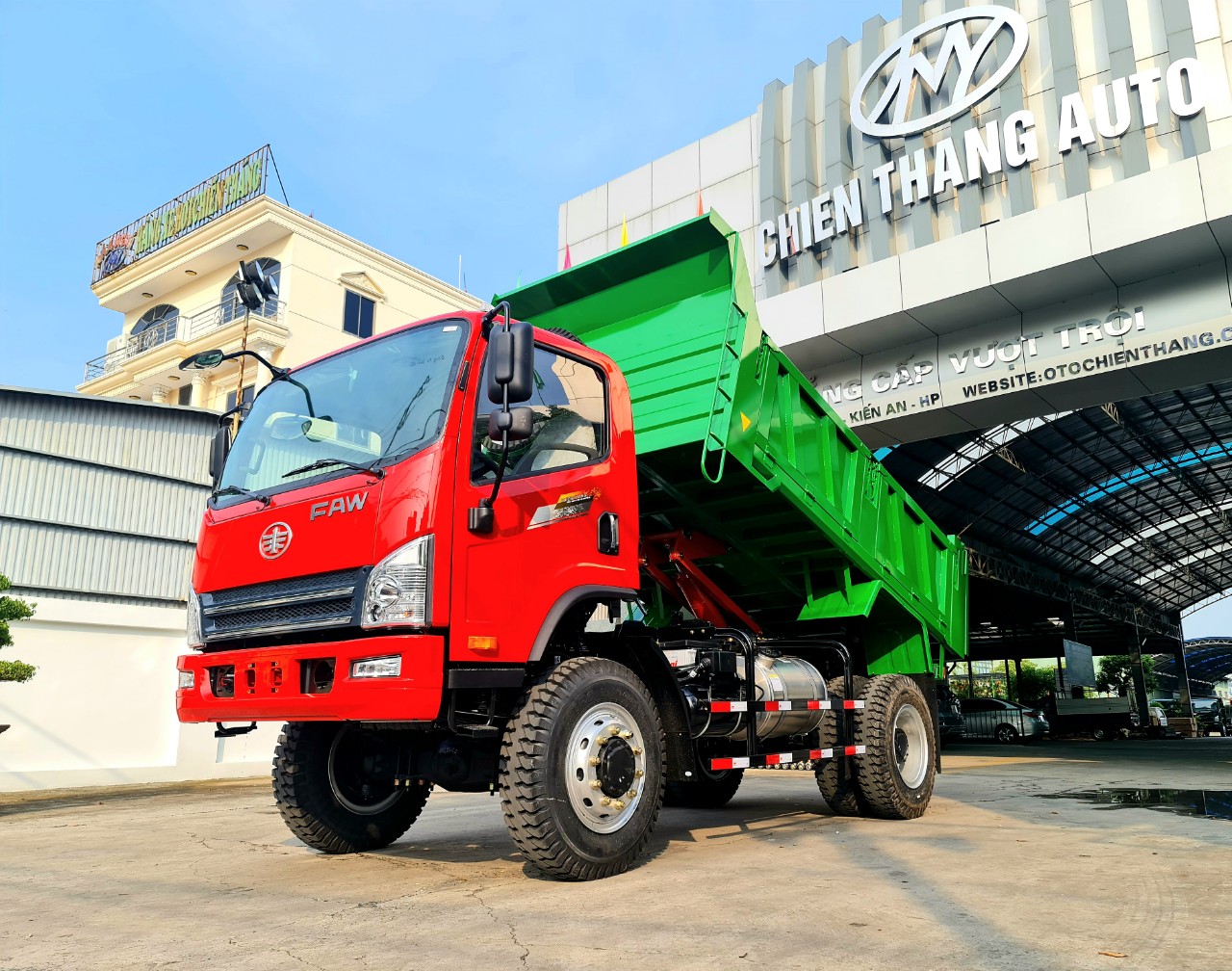 xe tải thùng Dongfeng 7 tấn  2 cầu nhập khẩu xe tải Dongfeng 7 tấn nhập  khẩu 2 cầu xe tải Dongfeng 7 tấn thùng dài 6m2  saigontruckvn